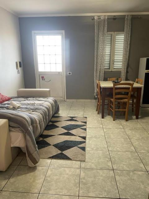 Airport Apartment Happyhouse Fiumicino Ngoại thất bức ảnh