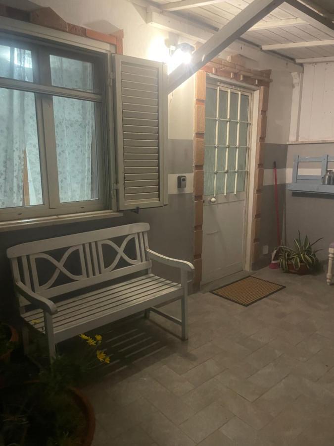 Airport Apartment Happyhouse Fiumicino Ngoại thất bức ảnh